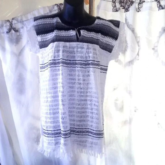 Mexican top size small and medium ( box BL ) - Picture 1 of 2